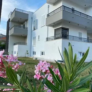 villa-moon-trogir.hotels-in-trogir.com/