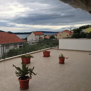 ellenőrizze a rendelkezésre állást
